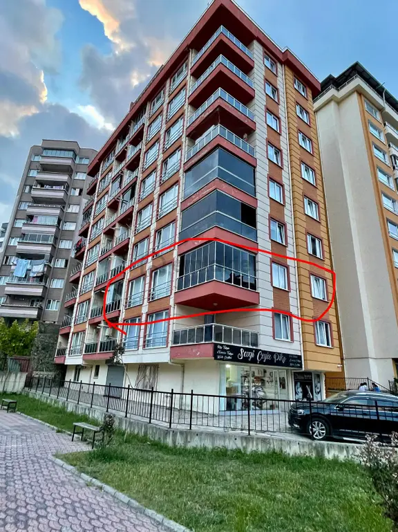 İnanç Emlaktan Gedikkayada Full Eşyalı Kapalı Otoparklı Satılık 3+1 Fırsat Daire 1