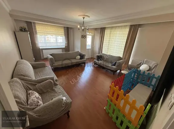 Ümraniye Armağanevler Mah 3+1 150 M2 Satılık Arakat Daire 1