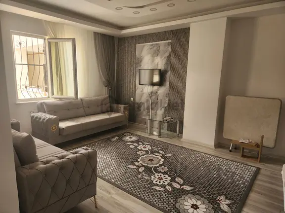 Karatas Merkezde Kule Otel Arkasinda Lux Esyali Yeni Bakimlı Satlik 1+1 Rezidans 1
