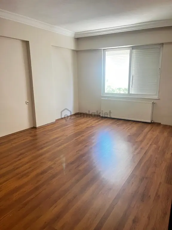 Aydoğdu Mahallesi Salı Pazarı Mevkiinde Kiralık 3+1 Daire 1