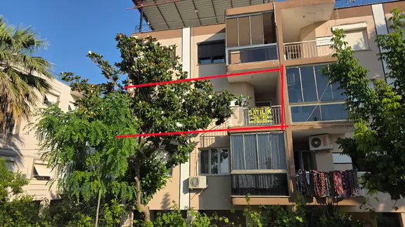 İzmir Tire Sb Emlak'tan Hürriyet Mah.satılık 3+1 Daire 1