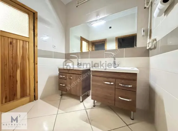 Merter Cadde Üzerinde Kiralık Ofis 2