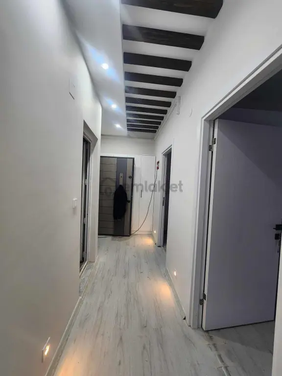 Kozan Gayrimenkulden Çarşıda 2+1 Lüks Daire 2