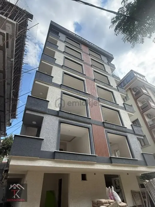Tk'dan İstiklal'de 2+1 Göztepeümraniye Metro Hattı Yanında 1