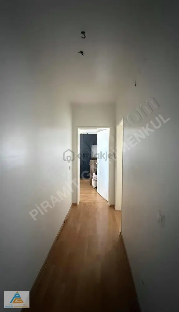 Piramit Emlaktan Vadipark Evlerinde Satılık 87m2 Daire 2