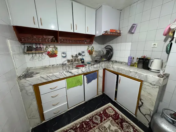 Akyüz Emlaktan Karabağlar Gazi Mah. 2+1 Satılık 103 M2 Daire 1