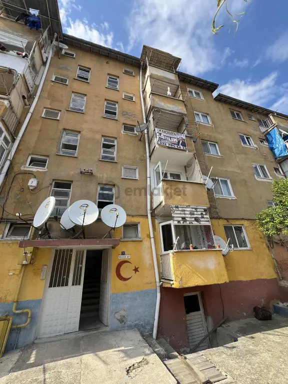 İyi Fiyat Meskenlerde 2+1 3. Kat İskanlı Sorunsuz 1