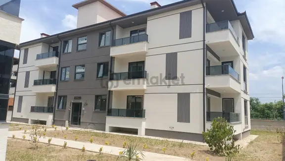 Alp Gayrimenkulden Arifiye Fatih Mahallesinde Lüks 3+1 Daireler 1