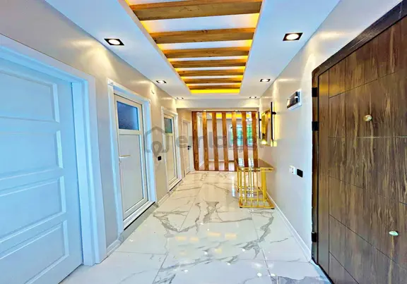 Metrobüse Yürüme Mesafesinde Müstakil Bahçeli Full Dekorlu 3+1 120m2 Satıkık Daire 2
