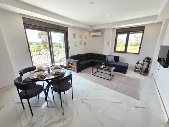 İdamax Suites ' Ten Side Evrensekide Havuzlu Kiralık Lüks Daire 1