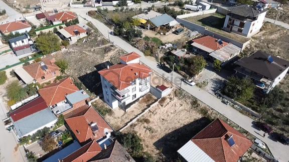 Pamukkale Travartenlere 5 Km Uzaklıkta Sıfır Komple Bina 2