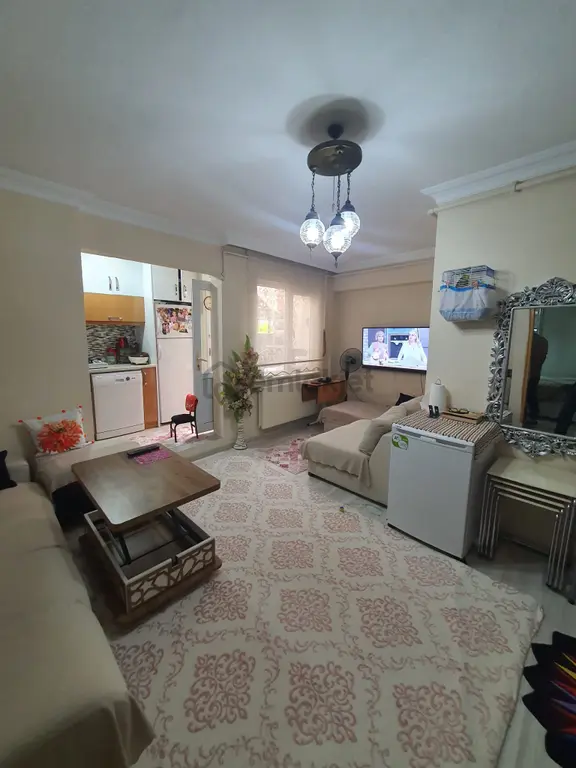 Baruthane'de Caddeye Çok Yakın 1+1 Masrafsız Daire 1