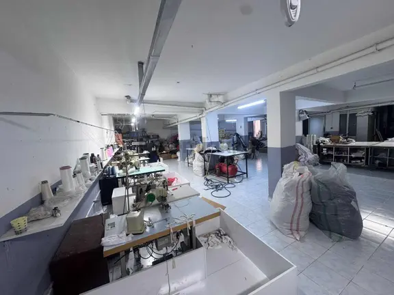 Işık'dan Çinçine Yakın 200m² Geniş Girişi Olan Dükkan 2