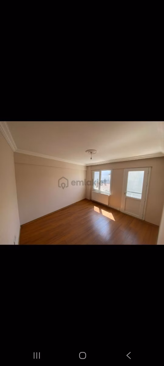 Merkezde 2+1 Satılık Daire 2