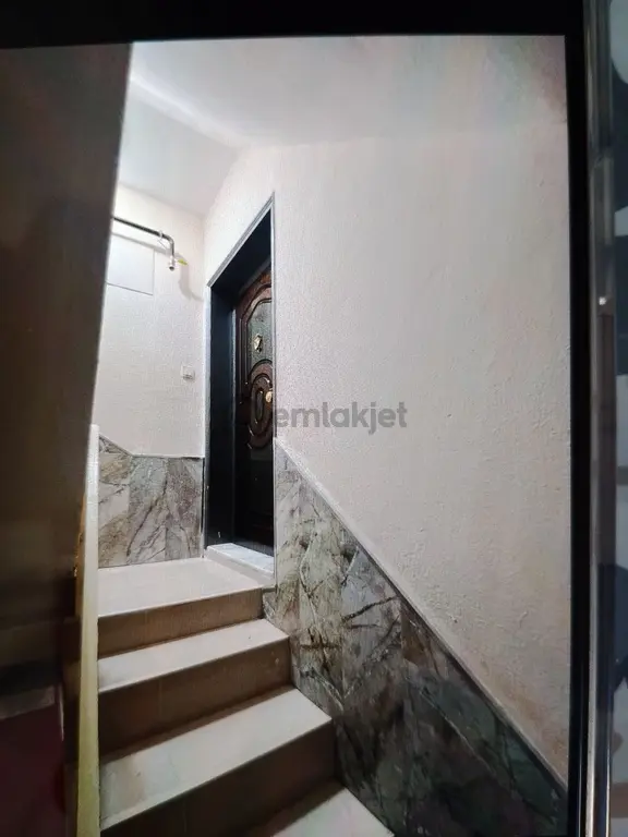 Karabağlar Kiralık Daire 2+1 2