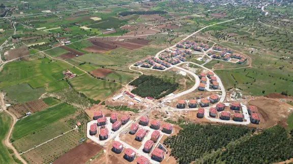 Acıpayam Çamlık Toki Karşısı B+4 Kat Arsa 2
