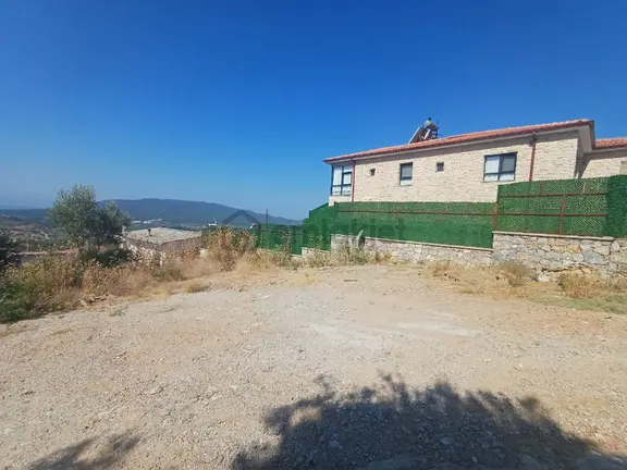 Kazıkli Mahallesınde Muhteşem Deniz Manzarli Arsa 2