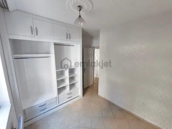 Seyrantepe De Yüksek Giriş 2+1 Daire Fg Bloklarda 2