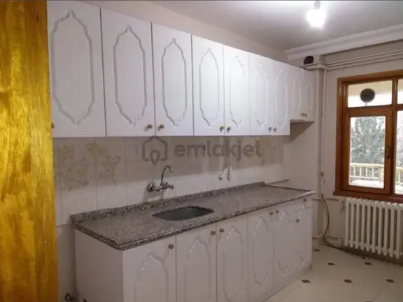 İsa Kavak Gayrimenkul'den 3+1 Kiralık Daire - Selçuklu Feritpaşa 1