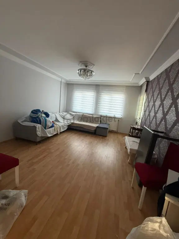 Cerrahpaşa Emlaktan Büyükçekmece Çakmaklı Site İçerisinde Satılık 2+1 Daire 2