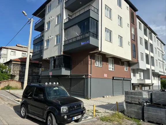 Şehir Merkezinde Garajlı Daire Yeni Bina Sahibinden 1