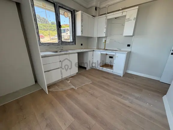 Deha Emlak`tan Kiralık 3+1 Daire Konaklar Mahallesi 2