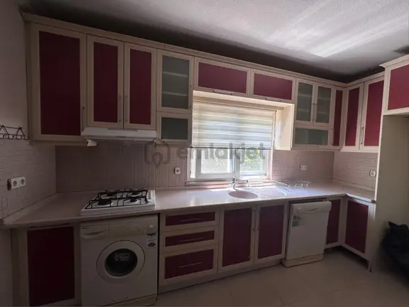 Armutalanda Kiralık Full Eşyalı 2+1 Daire 2