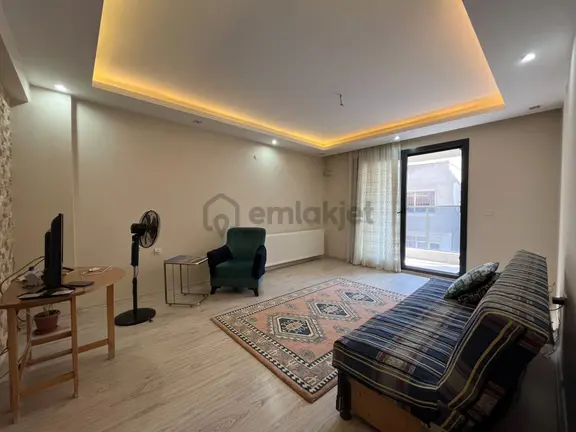 Gümüşpala'da Doğalgazlı Ziraat Bankası Yakını Arakat 2+1 Satılık Daire 2