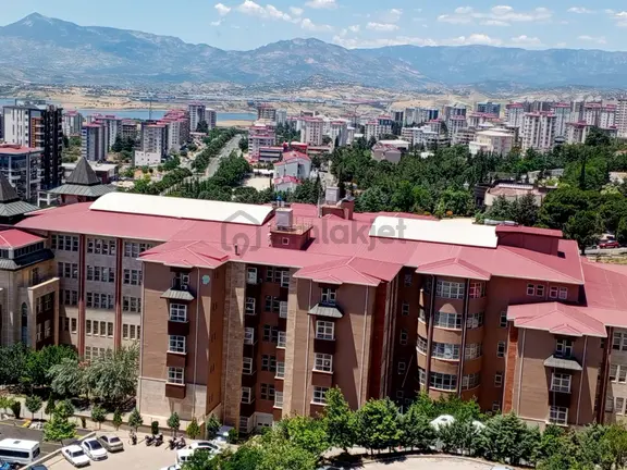 Adliye Yanı Kiralık 2+1 Yeni Yapım Büro@ofis 1