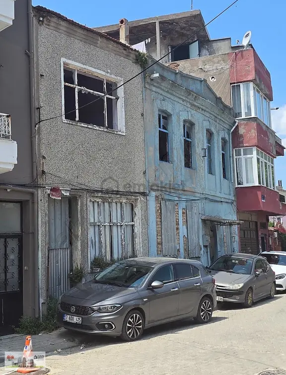 Han Emlak Otomotiv'den Çarşı Merkez'de 131 M2 3 Kat İmarlı Arsa 2