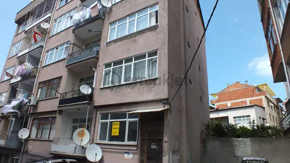 Yenicuma Mahallesi Satılık 1. Kat 135m2 3+1 Daire 1