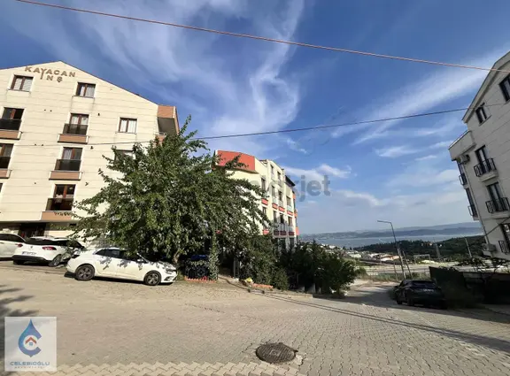 Gebze Barış Mah. Deniz Manzaralı Satılık 2+1 Arakat Daire 2