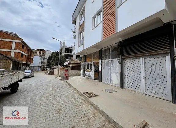 Zeki Emlak'tan Muradiye Mh. Cadde Dibinde Kiralık Dükkan 1