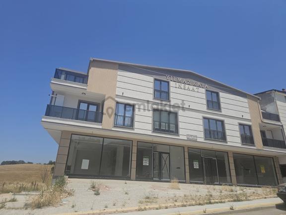 Kayalardan Çok Amaçlı Caddeüstü İşyeri (110m2+40m2) 2