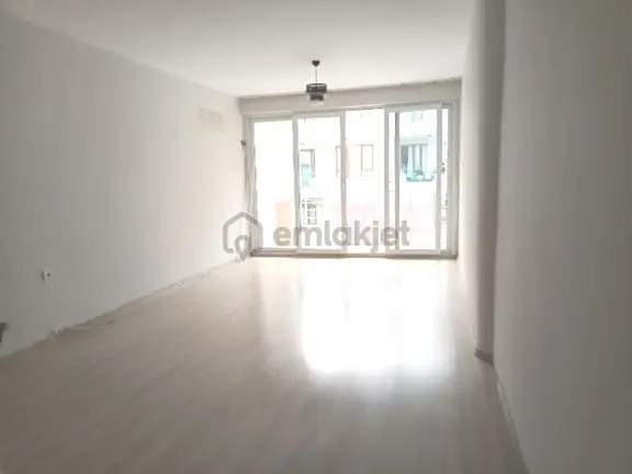Harika Lokasyonda Bakımlı Kiralık Daire 1