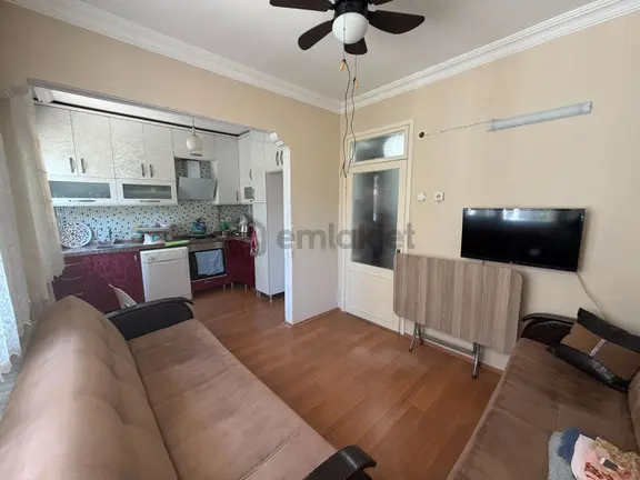A Plus Gayrimenkulden Merkezi Konum Doğalgazlı 3+1 Satılık Daire 1