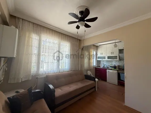 A Plus Gayrimenkulden Merkezi Konum Doğalgazlı 3+1 Satılık Daire 2