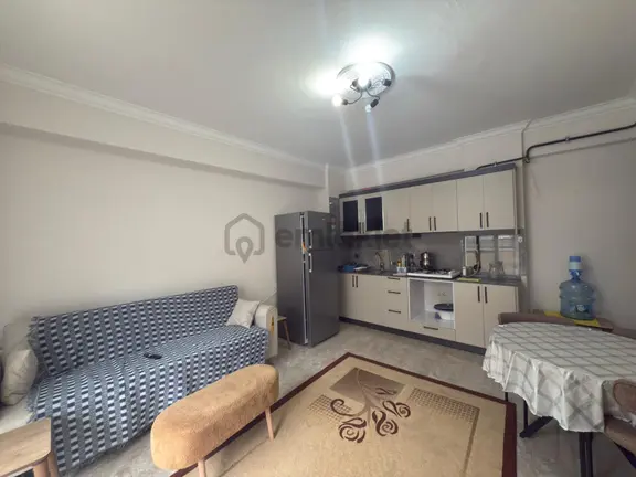 Yenimahallede Havuz Cephe Full Eşyalı 2+1 Fırsat Daire 2