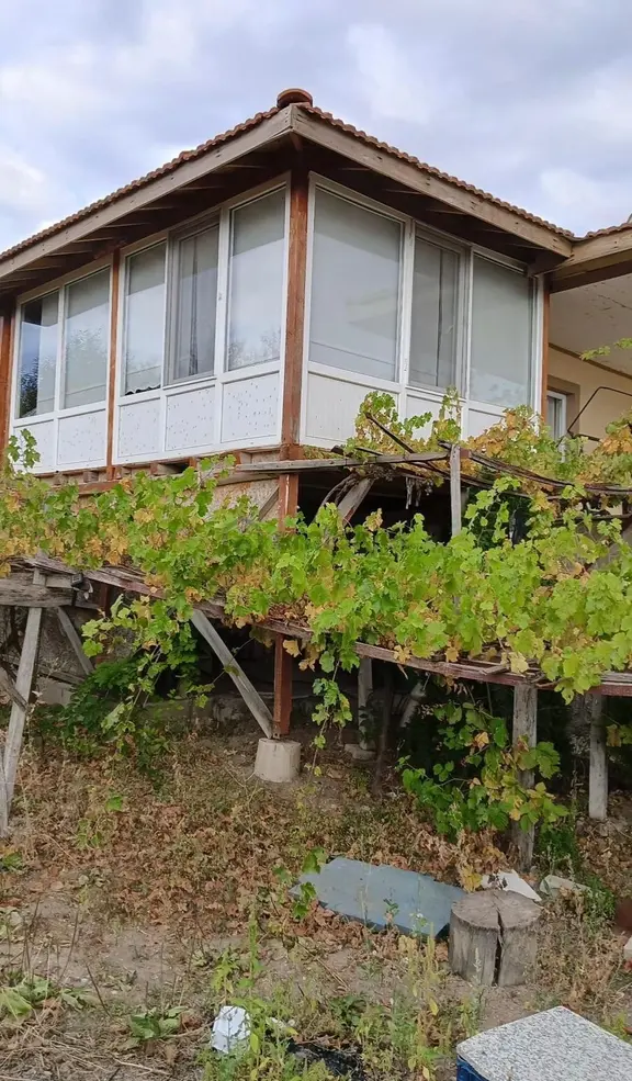Çorum Hoy Hoy Mevkiinde Satılık Bağ Evi Ve Bahçesi 1