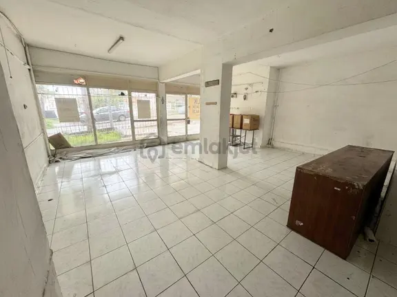 Mühendisler Sokakta 90m2 Her İşe Uygun Geniş Kiralık Dükkan 2