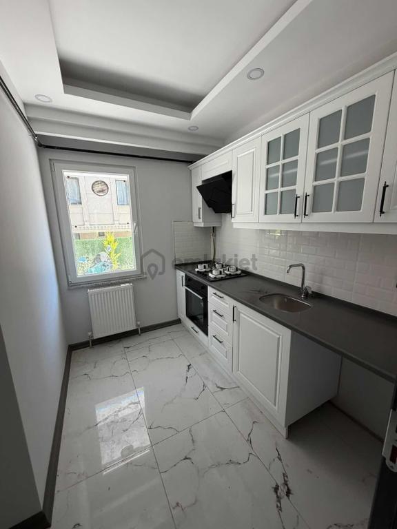 Çobançeşme Mahallesinde 1+1 Ayrı Mutfak Satılık Daire 2