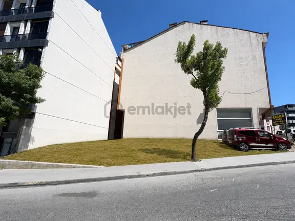 Mollateam İstanbul Arnavutköy'de Otel Ruhsatlı Projeli Ticari Arsa 1