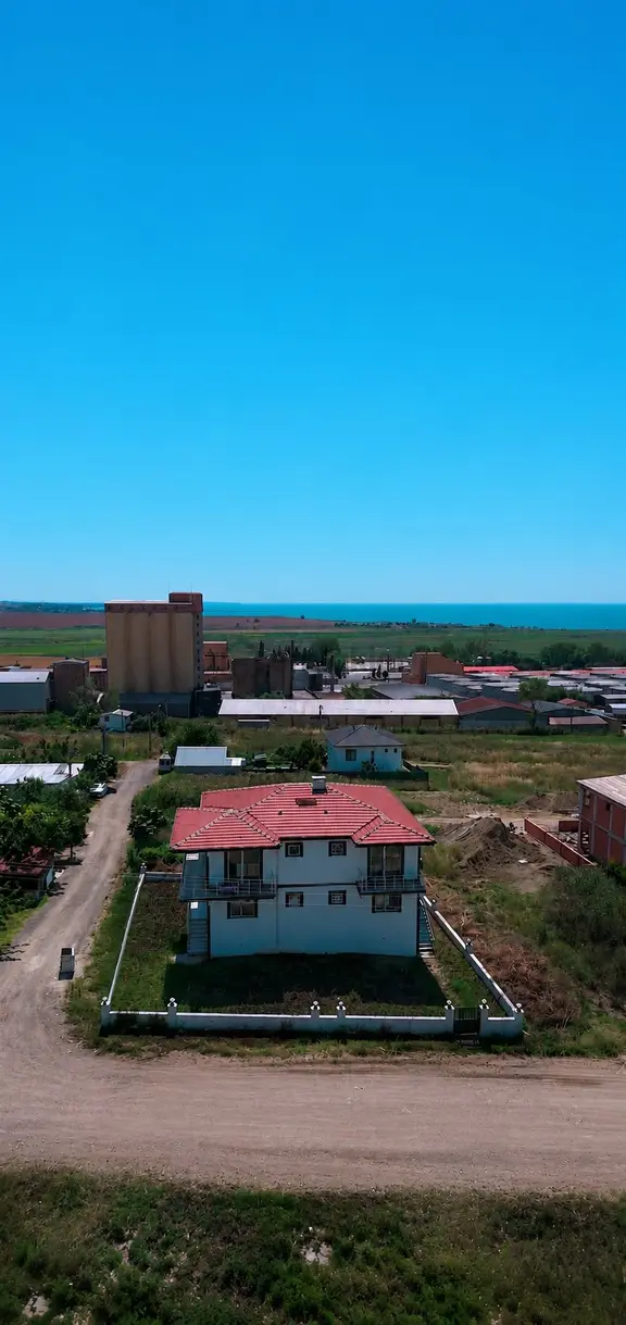 Yenice'de Deniz Manzaralı Lüks İkiz Villa | 430 M² Arsa İçinde 1