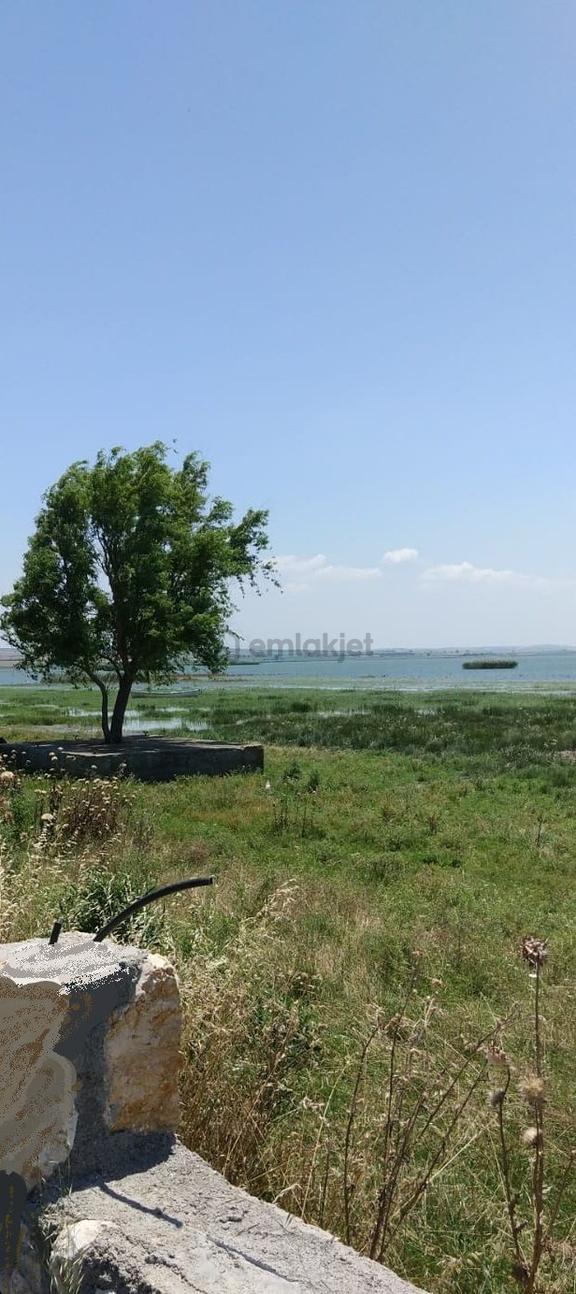 Göl Manzaralı Milli Parka Sınır Altyapılı Villa İmarlı Köşe Arsa 1