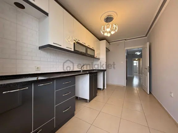 Turgut Özal'da 3+1 165 M2 Gdk Cephe Satılık Daire 1