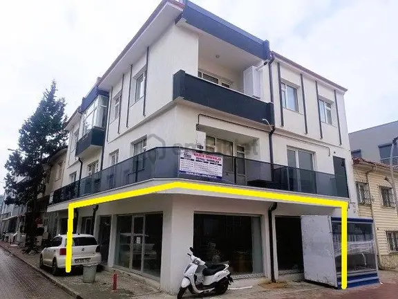 Çiftçi Emlak 'tan Semerciler Mh Lüleci Sk'ta 88 M² Net Köşe Başı Dükkan 1