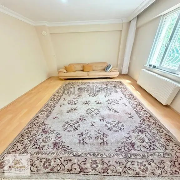 Esenyurt Osmangazi Mah 2+1 100m2 Balkonlu Yüksek Giriş 2.750.000 1