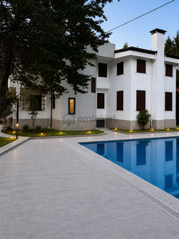 Antalya Döşemealtı Emsalsiz Özel Andızlı Villa 2136 M2 1