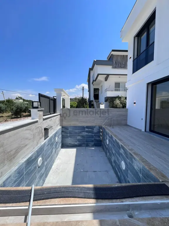 Didim Hisarda Akıllı Sistem 4+1 Kendine Ait Havuzlu Sıfır Villa 2