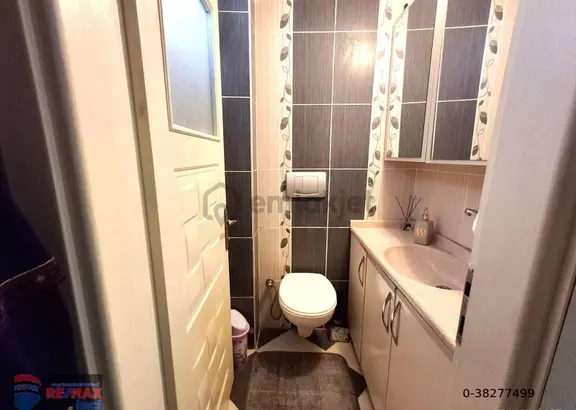 Re/max İnci'den Kuvayi Milliye Mahallesi'nde Satılık 4+2 Müstakil Ev 2